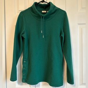 LLBean women’s green quilted tunic sweater